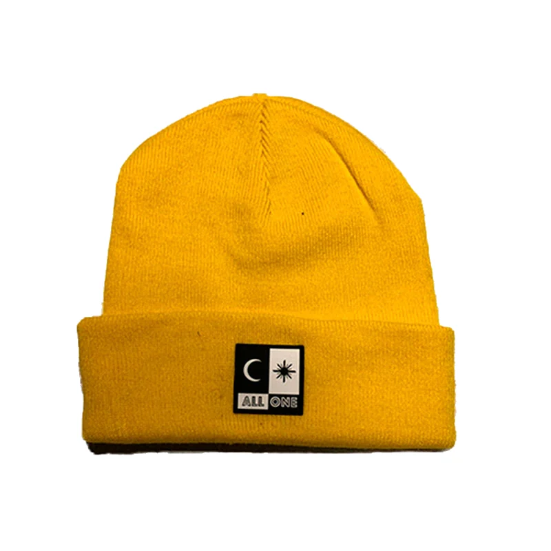 Acrylic beanie/yellow